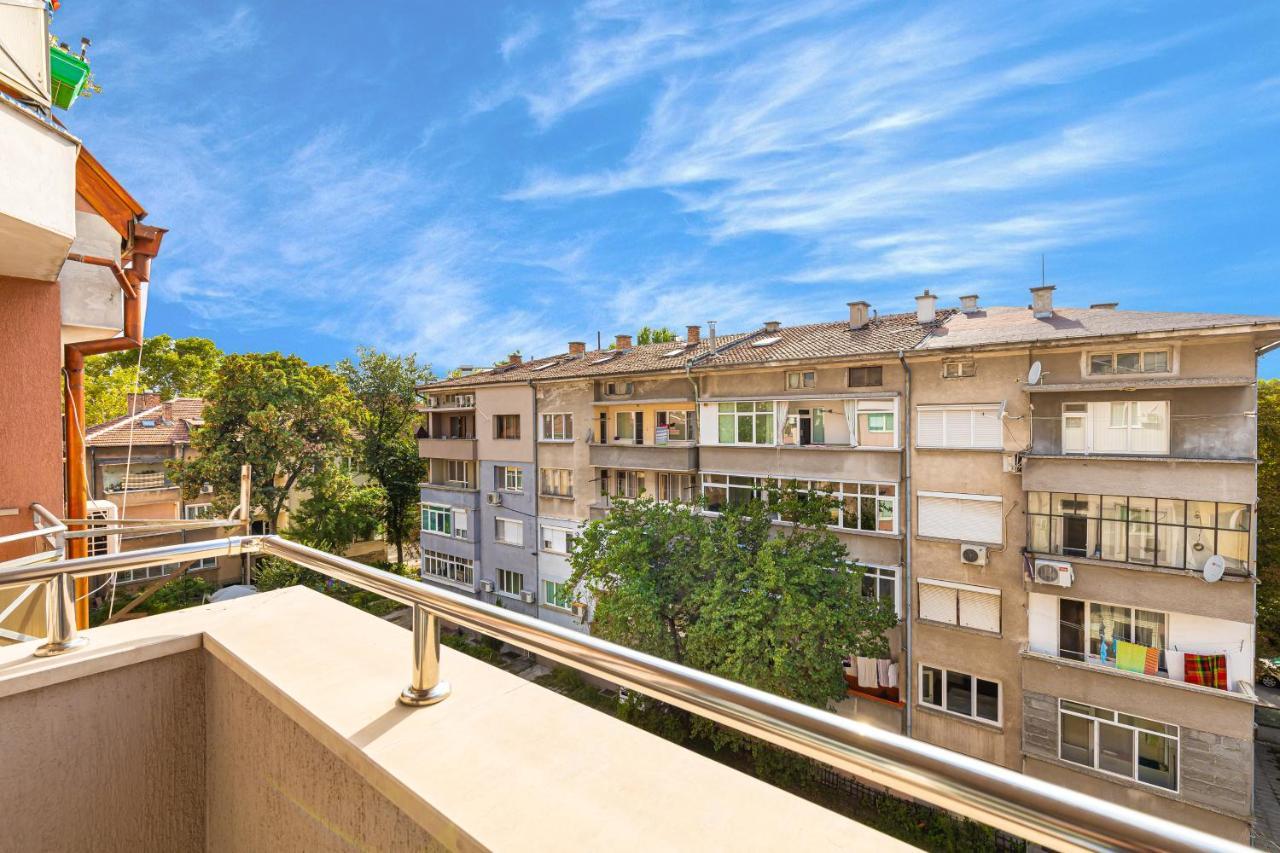 Modernly-Designed 1Bd Apartment With A Nice Terrace Plovdiv Exterior foto